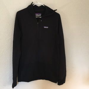 Men’s Patagonia R1 hooded half zip Baselayer